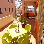 Vera Apartman