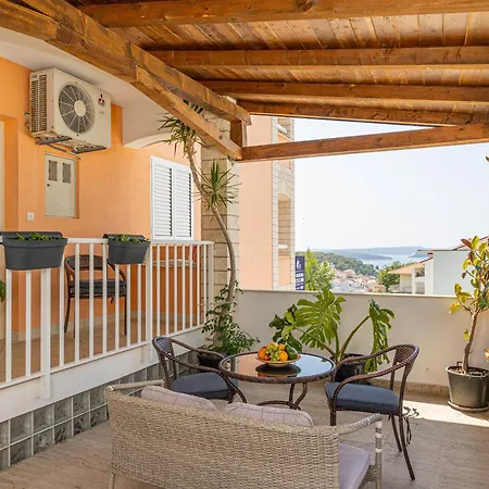 Apartment Vera Hvar Town